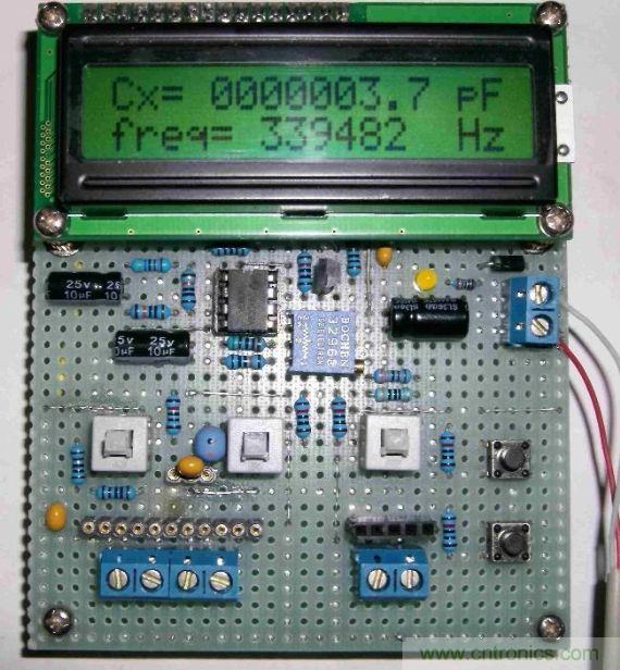 DIY集電容、電感和頻率為一體的測量儀器
