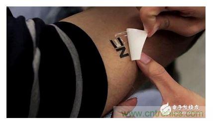  像貼紙一樣，汗水發(fā)電