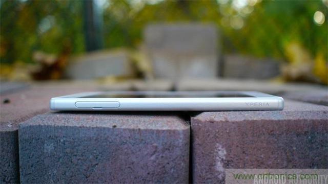 傳奇索尼，憑借Sony Xperia Z5能否在移動(dòng)市場(chǎng)奪得一席之地？
