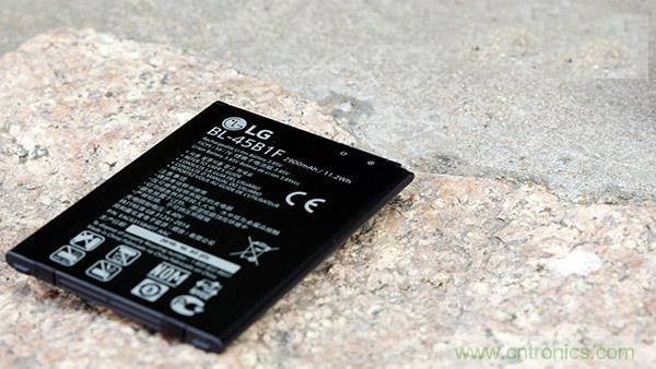 業(yè)界良心 LG V10 評測:剛毅、冷峻，不失人性化