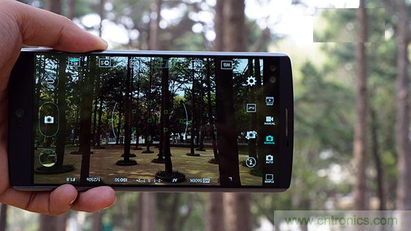 業(yè)界良心 LG V10 評測:剛毅、冷峻，不失人性化
