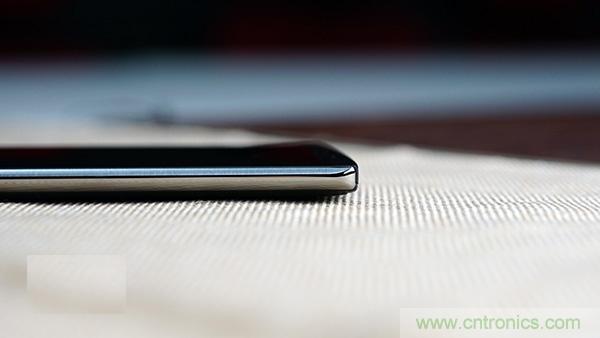 業(yè)界良心 LG V10 評測:剛毅、冷峻，不失人性化