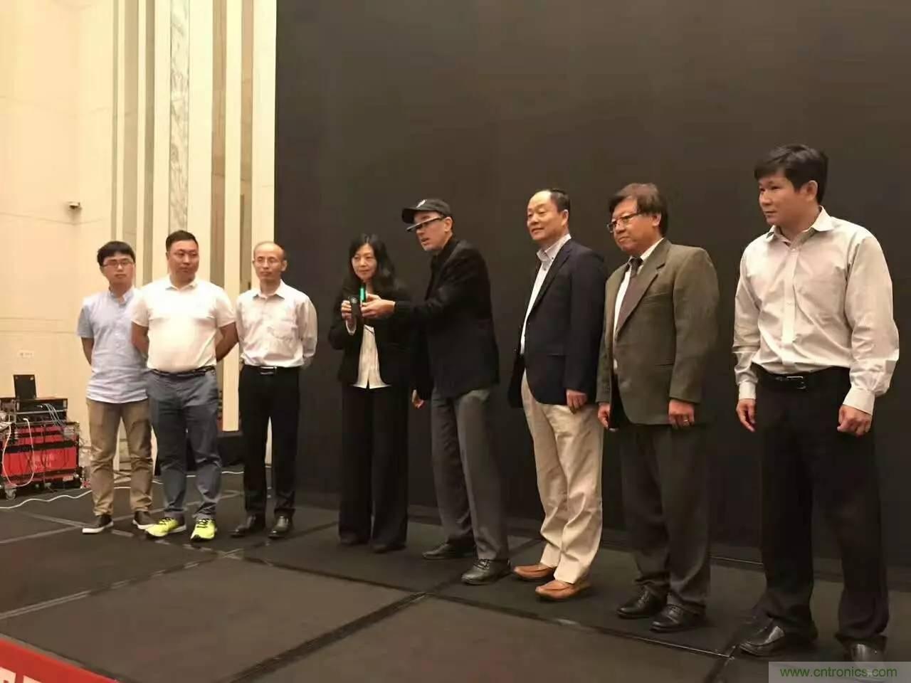 深圳要聞|全球可穿戴之父Steve Mann來(lái)深圳了！2017深圳智能穿戴,VR/AR前沿技術(shù)論壇暨開(kāi)發(fā)者交流酒會(huì)