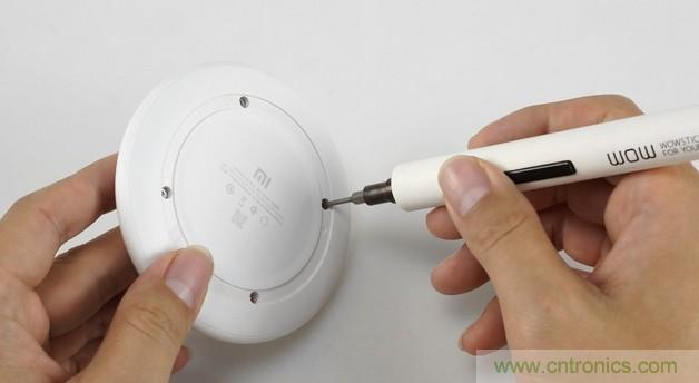 拆解對比：系出同門，小米、紫米無線充電器的差別有多大？